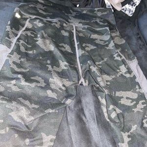 Fabletics camouflage leggings